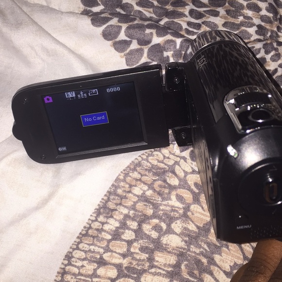 Vlogging Camera - Picture 3 of 4